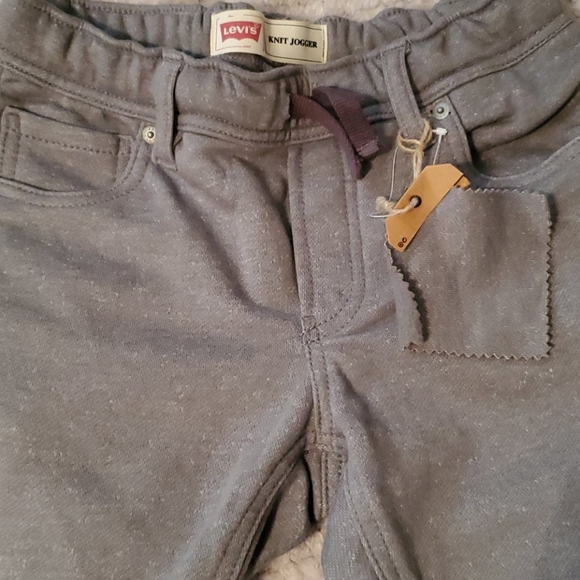 Levi's - Picture 8 of 9